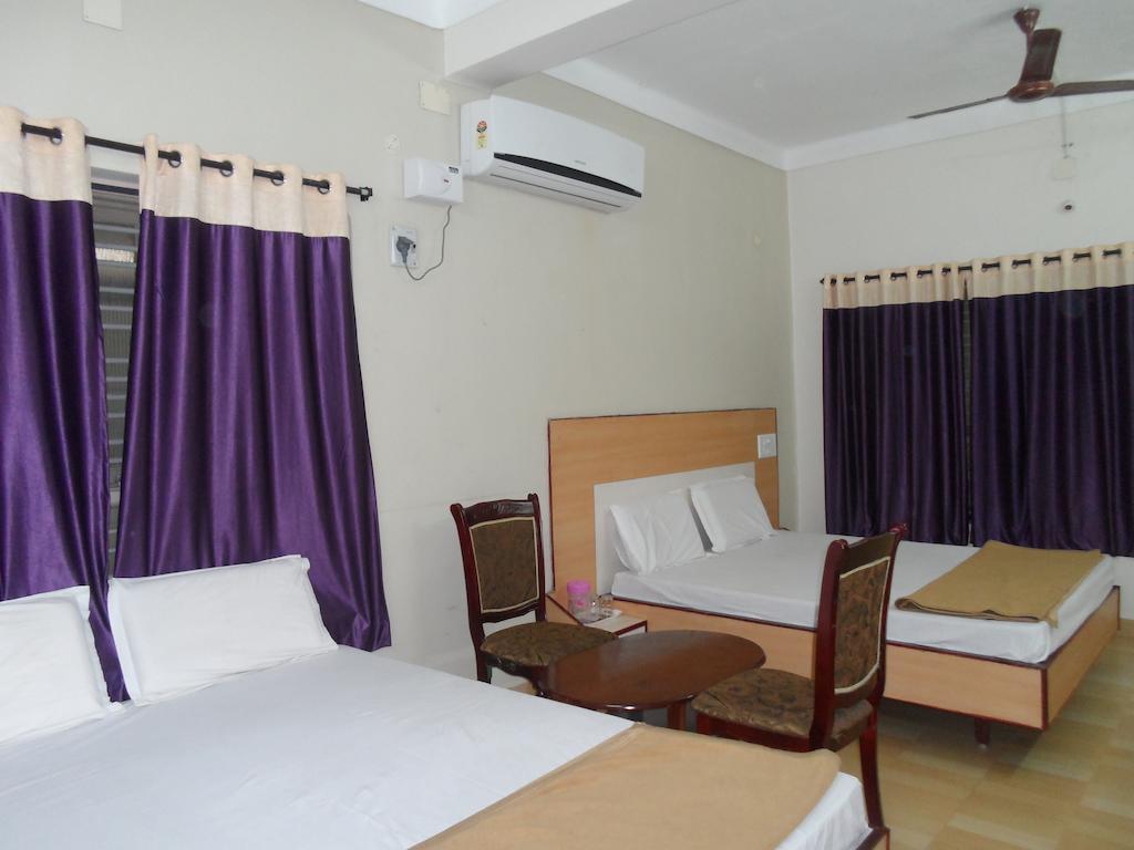 Hotel Pasuparthy Residency Tirupati Exterior photo